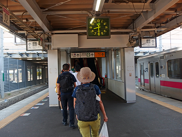 新幹線乗り換えです。
