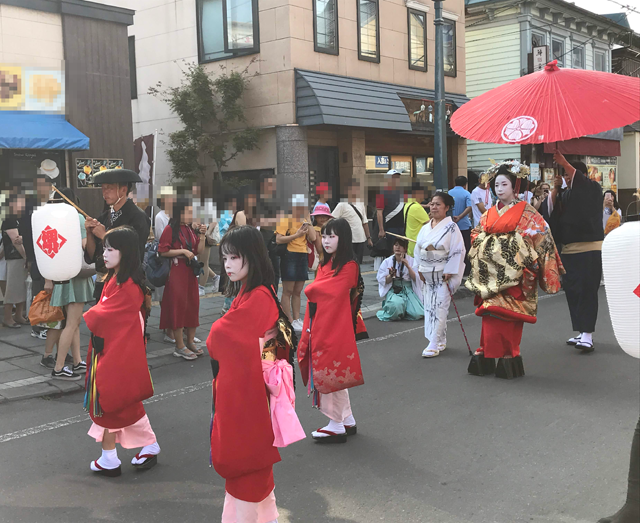 第10回・ゆかた風鈴祭り、小樽太夫道中に出会う。