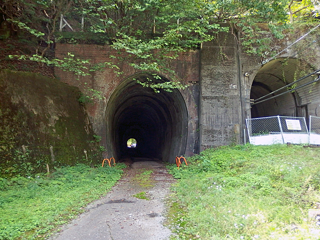 アプトの道の最後のレンガ造りのトンネルです。